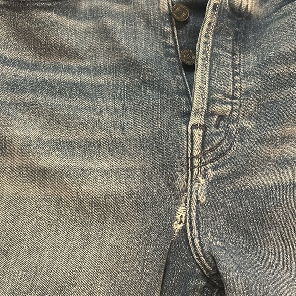 MOTHER jeans w/ slight tear below button fly closure. Tripper ankle fray,size 27 - Picture 4 of 6